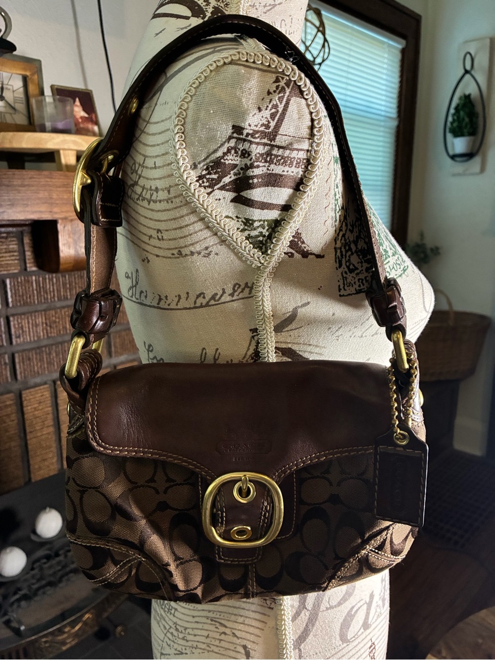 Authentic Coach Y2K Vintage Bleeker Shoulder Bag in Brown with Gold Hardware